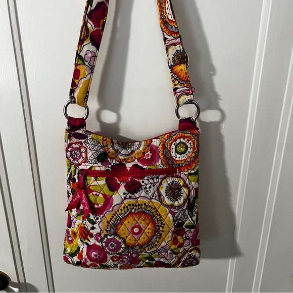 Vera Bradley Vibrant Floral Quilted Shoulder Bag - Picture 2 of 7